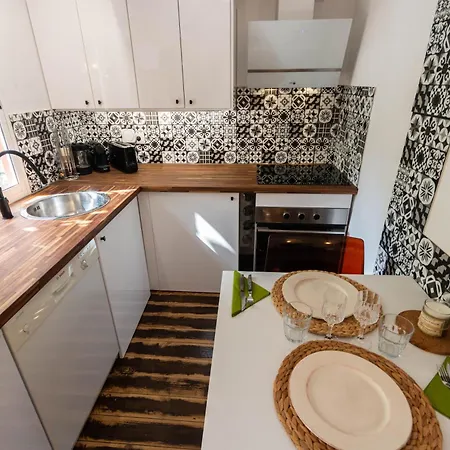 Nature In Quiet Montain - Private Jaccuzi And Garden, Wifi - La Lezardiere Сasa de vacaciones