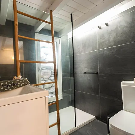 Nature In Quiet Montain - Private Jaccuzi And Garden, Wifi - La Lezardiere Сasa de vacaciones *